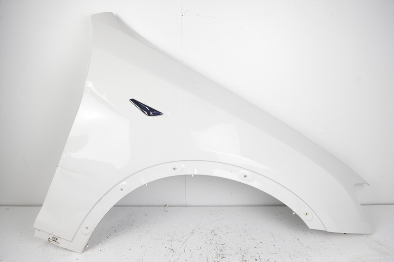 11-17 BMW X3 F25 FRONT RIGHT PASSENGER SIDE FENDER COVER PANEL ALPINE WHITE 300