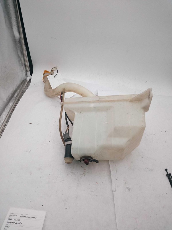 2012 Subaru Legacy Washer Fluid Reservoir OEM 86611AJ01A Silver 188K Miles