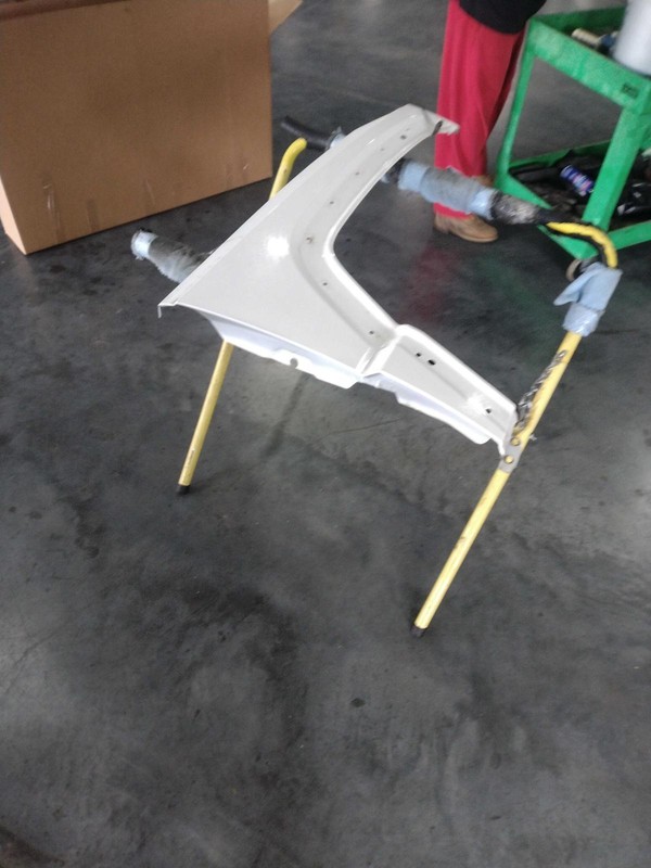 2010 Jeep Liberty Right Fender White 103494 152K Miles Used Auto Part