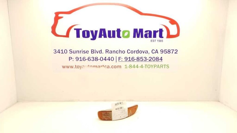 Driver Corner Signal Marker Lamp Fits 95-96 TOYOTA CAMRY 81520-06032