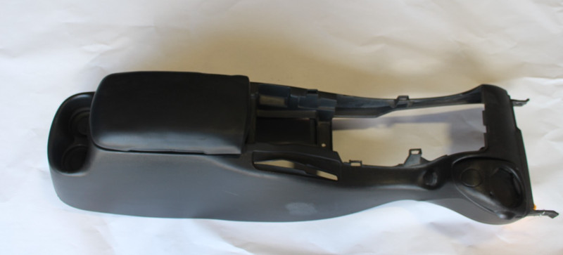 2000-2002 Camaro Firebird Ebony Center Console Assembly M/T OEM *USED*