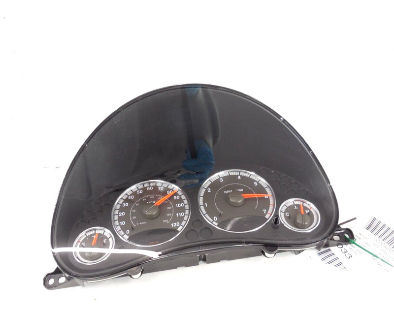 2005 05 Jeep Liberty 2.4L 3.7L Speedometer Instrument Cluster MPH OEM 167K