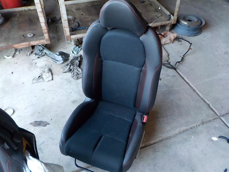2011 2012 2013 2014 2015 2016 Honda CR-Z Front Passenger seat Black Cloth