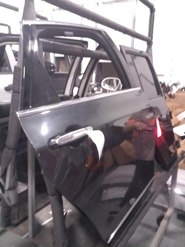 2017 Cadillac CT6 Rear Right Door Grey 445282 Used 74K Miles OEM Parts