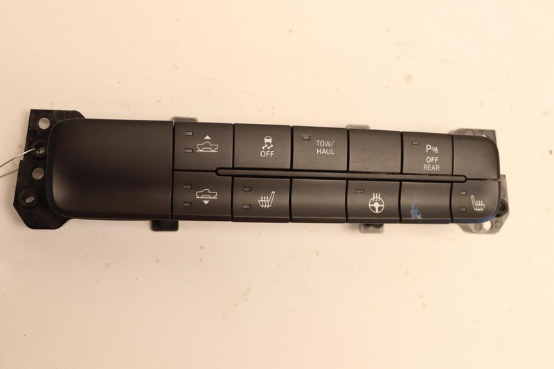 2015-2018 DODGE RAM 1500 DASH TRACTION TOW HAUL PARKING HEATED SWITCH PANEL OEM
