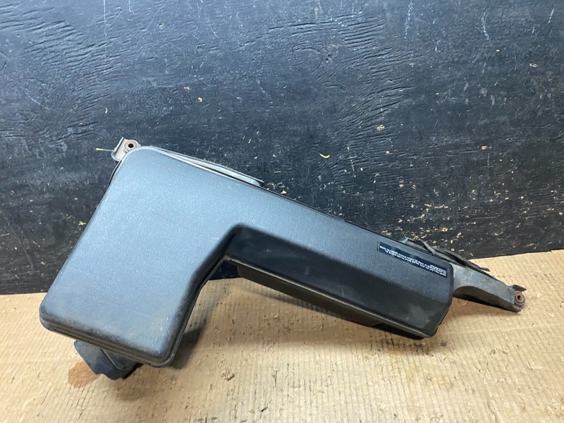 2013 to 2016 Nissan Pathfinder Upper Air Intake Duct Y6605 DG