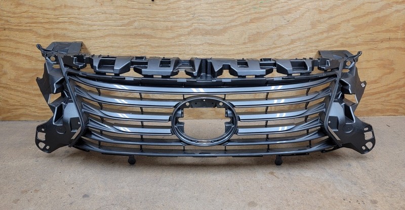 2016 2017 2018 Lexus ES350 ES300H Front Upper Bumper Grille OEM