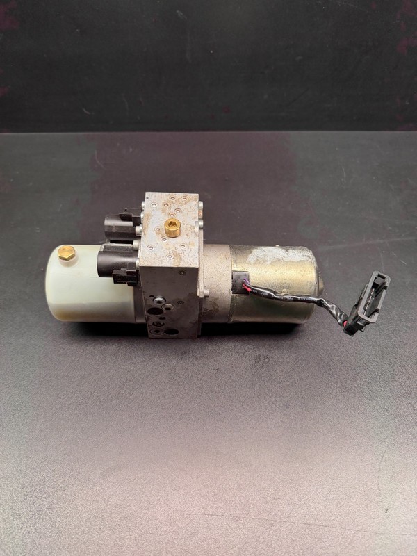09-15 INFINITI G37 Q60 CONVERTIBLE TOP ROOF HYDRAULIC LIFT MOTOR PUMP 97091JJ50A
