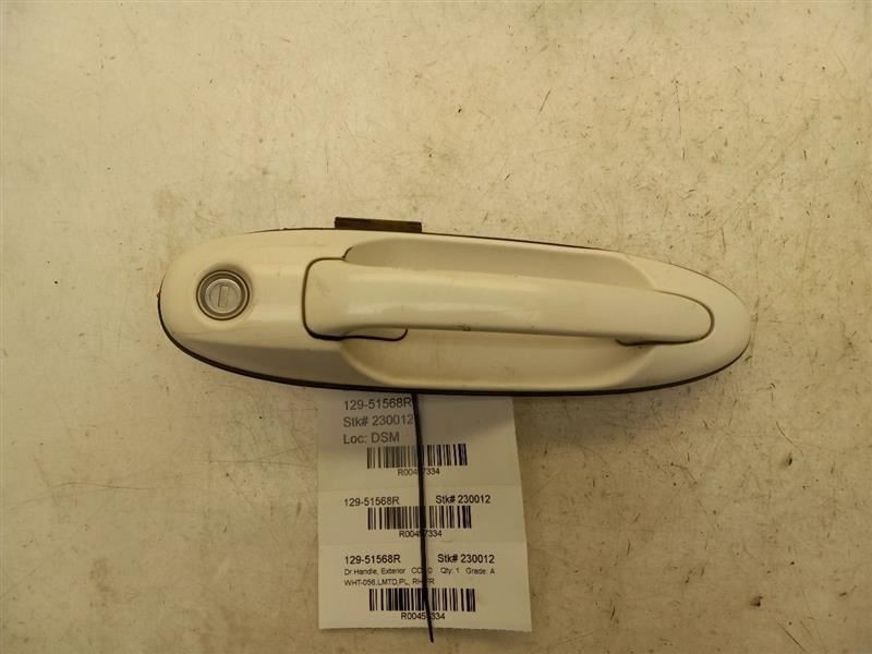 01-07 TOYOTA SEQUOIA LIMITED PASSENGER SIDE FRONT (EXTERIOR) DOOR HANDLE
