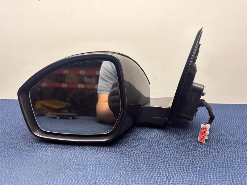 17–23 Jaguar F-Pace X761 Left Driver Rear View Door Power Folding Mirror Blk OEM