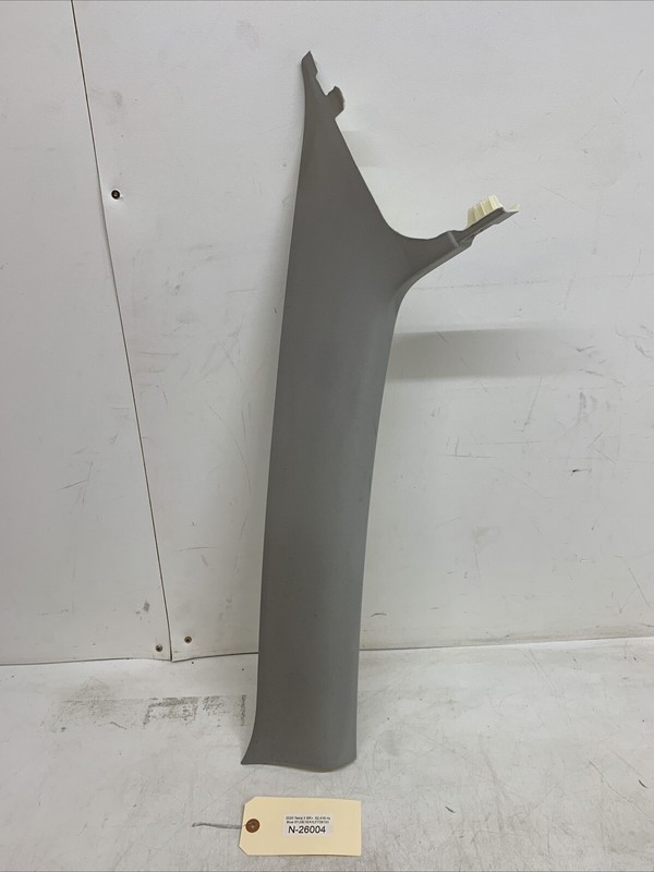 17-22 TESLA 3 WINDSHIELD LEFT DRIVER SIDE A PILLAR COVER TRIM OEM 26004 U22
