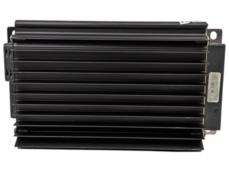 04-08 Mercedes R230 SL500 S55 AMG Amplifier Amp Audio Becker 2208702989 OEM
