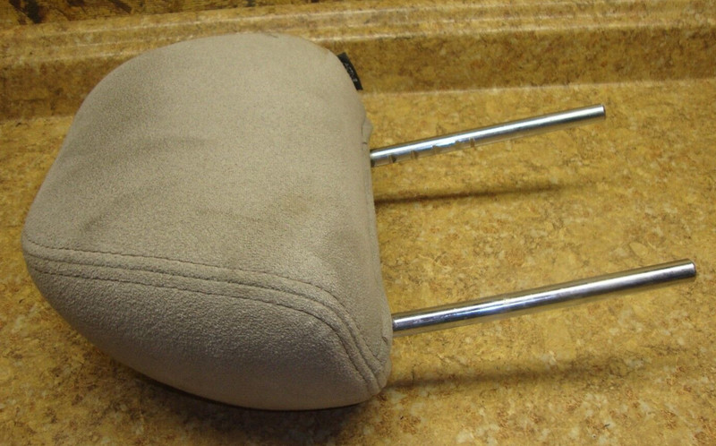 2005 Nissan Altima 2.5S 2.5 L S Left Driver Side Right Passenger Seat Head Rest