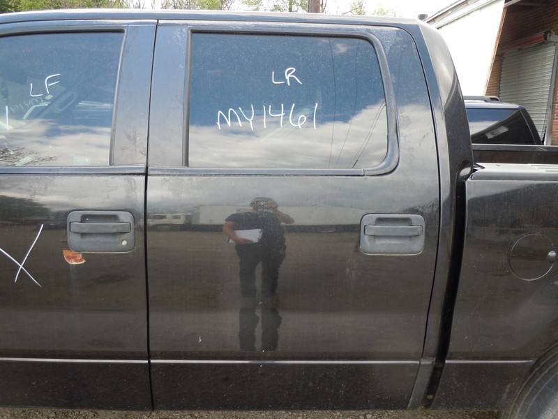 2010-2014 Ford F-150 Crew Cab Rear Door Assembly Driver Left Electric UH