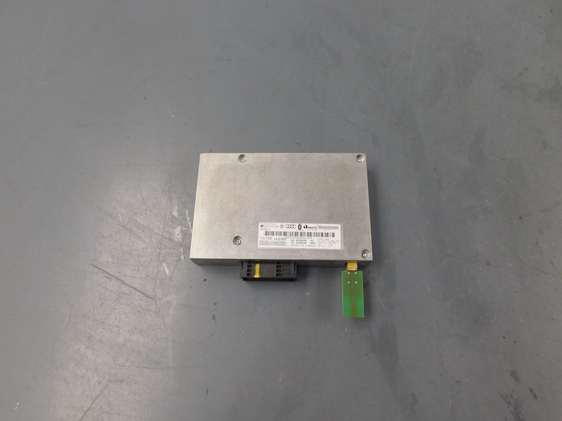 2011 Lamborghini Gallardo LP570-4 SL Cell Phone Antenna Control Module #0350 Z3