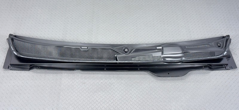 ✅ 2019-26 RAM 1500 5th OEM FRONT COWL TOP PANEL WINDSHIELD WIPER COVER TRIM 55K
