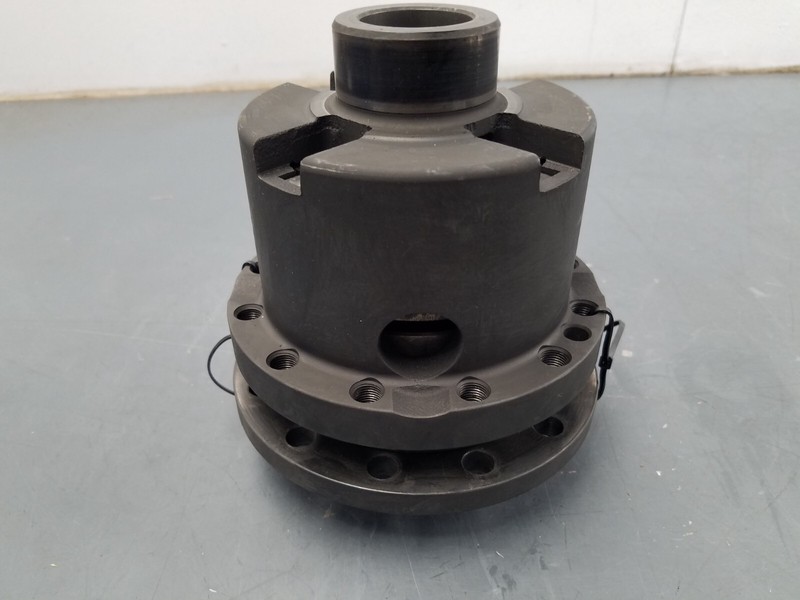 Lamborghini GallardoOEM Rear Differential Carrier #7674 B5