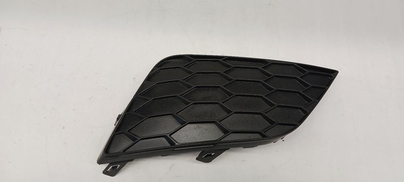 16-'19 NISSAN SENTRA Grille OEM Grade A 1 Year Warranty!!