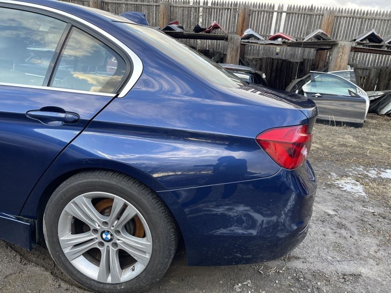 2017-2018 BMW 330i LEFT QUARTER PANEL BLUE PC:C10 2.0L AT AWD 122K xDRIVE 63811
