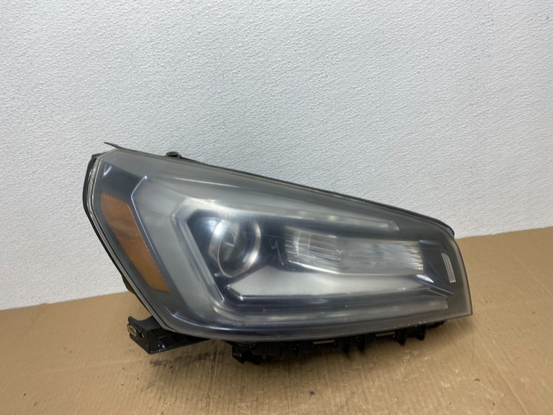 2013-2016 Gmc Acadia Right Passenger RH Side Led Halogen Headlight Oem AB8361 DW