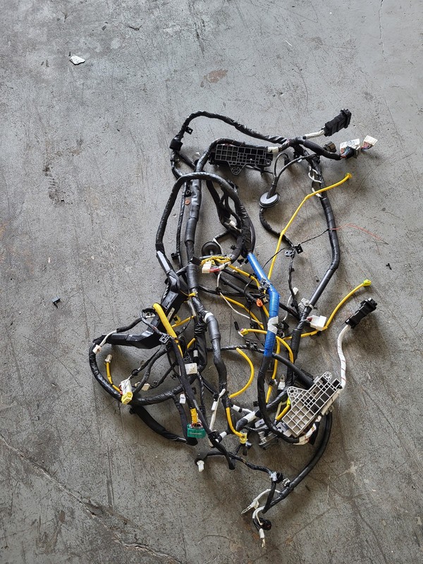 Used Oem Hyundai Body Floor Wiring Harness 1.6L FWD for 2018-2021 Kona