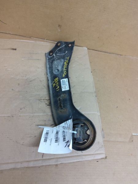 Driver Left Lower Control Arm Rear Trailing Arm Fits 16-18 TUCSON 268145