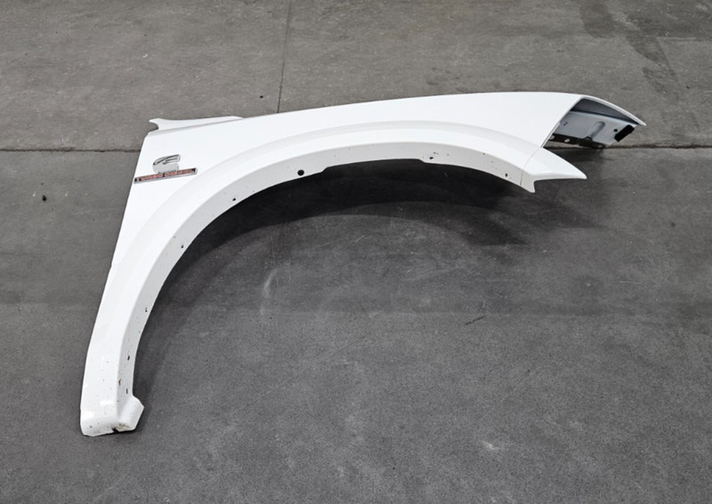 2018 Ram 3500 Laramie DRW Diesel 4x4 Right Passenger Fender / Flare #5222 V10