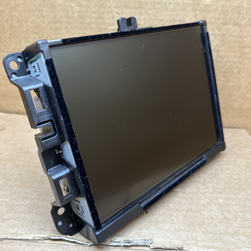 2014-2017 Jeep Cherokee Dash Radio 8.4" Screen Display VP3 NA 68249986AF