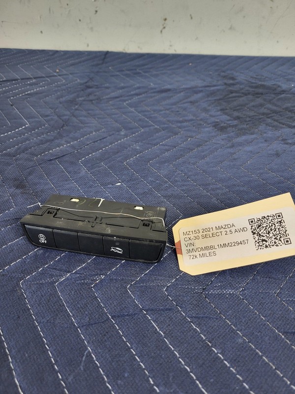 Used Oem Mazda Blind Spot Warning Control Switch DEKB66170 for 2021 CX-30 2.5L