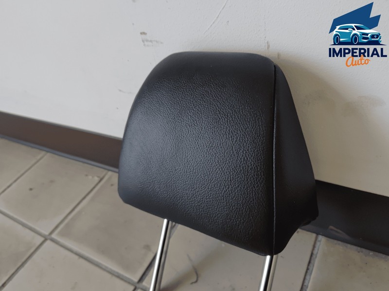 2019 Toyota Camry XSE Rear Left or Right Headrest leather Black OEM