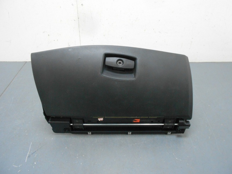 2006 06 07 08 09 10 BMW M5 E60 Glove Box #3246