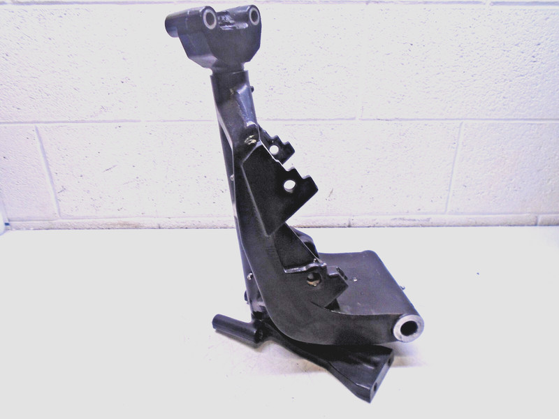 U4 Mercury Marine Swivel Bracket Assembly 3417-822863-C 19654-C