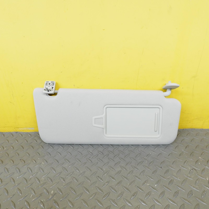 2024-2025 HYUNDAI SANTA FE FRONT RIGHT SIDE SUN VISOR SUNVISOR OEM 85220R6000MCG