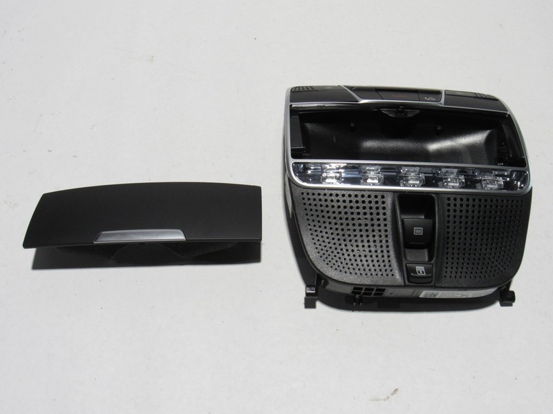 Mercedes S560 2020 W222 Front Overhead Center Console Dome Lamp Light 18 - 20 >