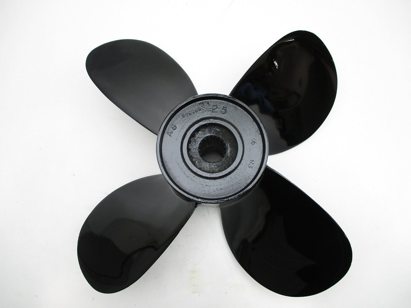 852265 Volvo Penta Aluminum Duo Prop Diesel Type A A8 Rear 4 Blade RH