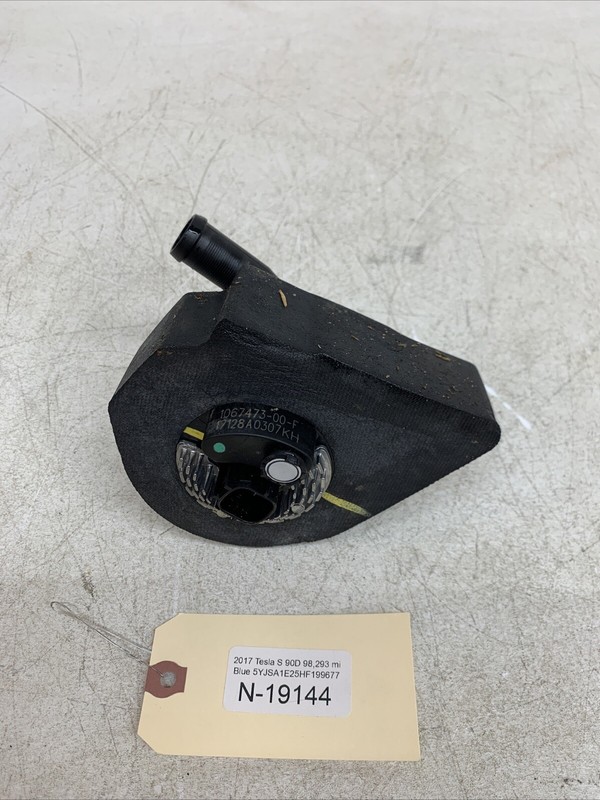 ⚡️2012-2016 TESLA MODEL S BATTERY COOLING AUXILIARY WATER PUMP MOTOR 19144 B5