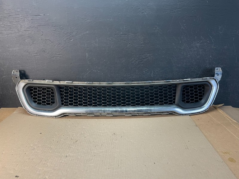 2014 to 2018 Jeep Cherokee Front Lower Bumper Cover Grille AE3336 DG