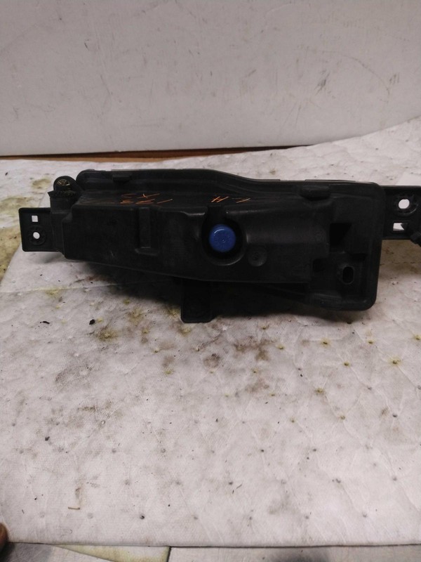 2019 BMW X3 Left Fog Light Assembly Silver 653278 Used 107k Miles