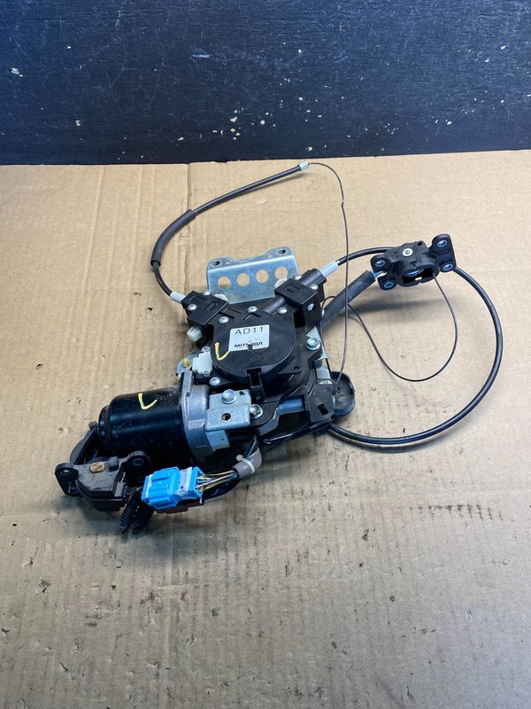 2005 - 2010 Honda Odyssey Rear Left Sliding Door Lock Actuator Motor AA7746 DG
