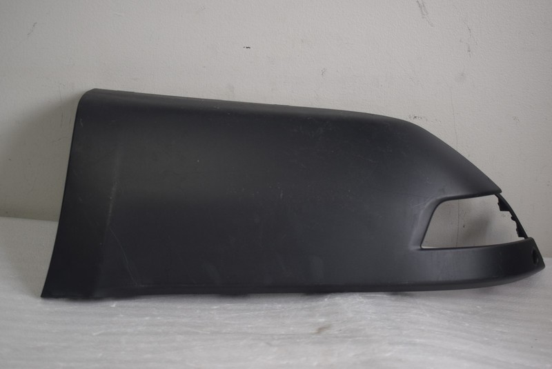 2014-2016 RANGE ROVER REAR RIGHT BUMPER SIDE LIP MOLDING OEM