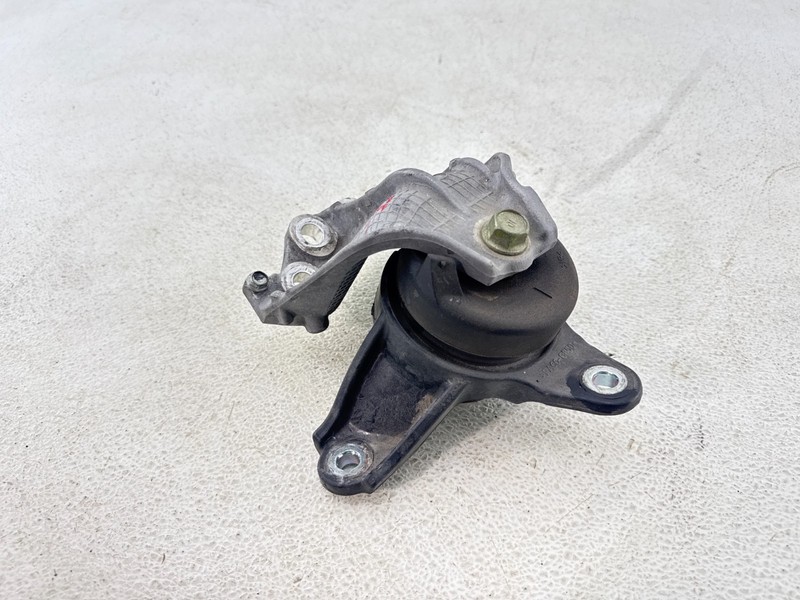 2015-2020 ACURA TLX 2.4L I4 ENGINE MOTOR TRANSMISSION MOUNT BRACKET LH OEM