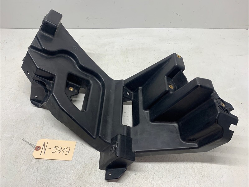 2021-2023 TESLA MODEL X LEFT HEADLIGHT LAMP BRACKETOEM 1617912-00-C 5919 M20