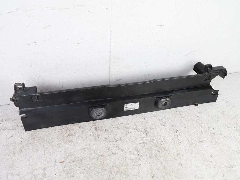 BMW 528I XDRIVE F10 2.0L - Upper Radiator Mount / Bracket 7618757 OEM 12-16