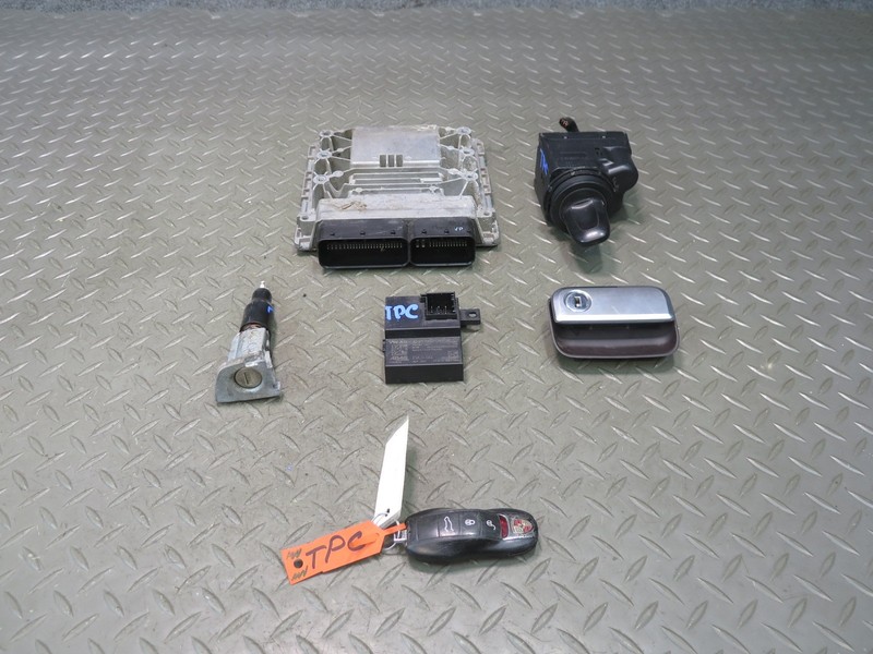 2012 PORSCHE CAYENNE 958 4.8L TURBO ECU MODULE IGNITION DOOR LOCK KEY SET