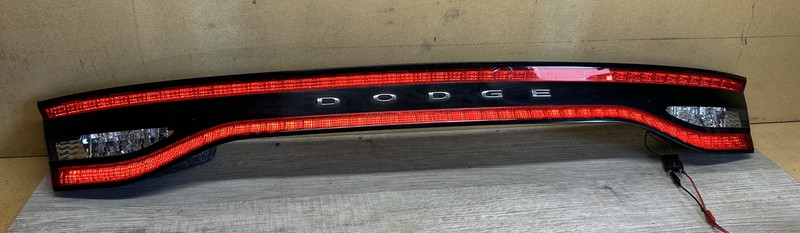 68164500AC I 2013-2016 Dodge Dart LED Trunk center Tail Light Brake OEM Tested
