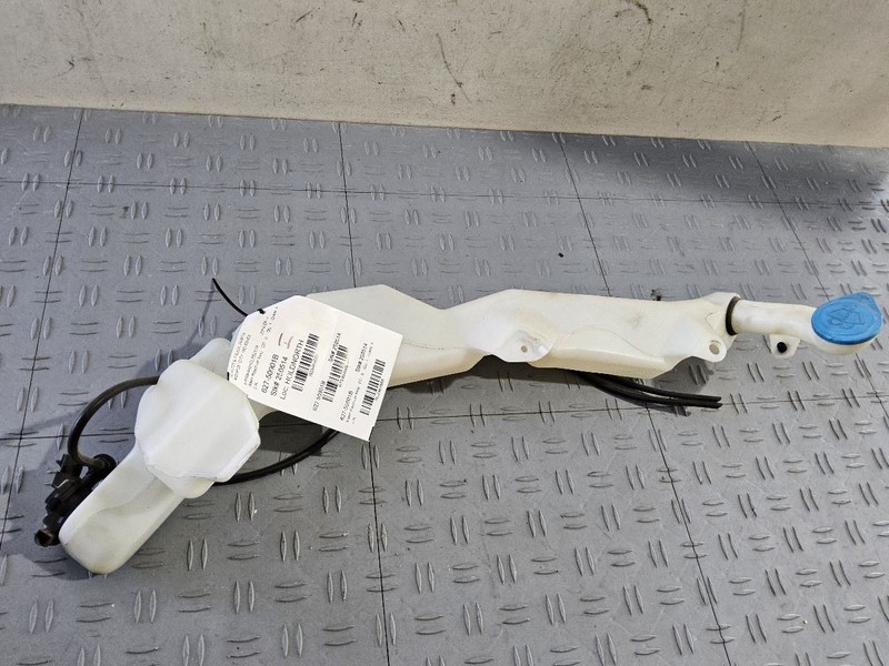 Wash Reservoir Assembly US Market Fits 14 CR-V 3464665