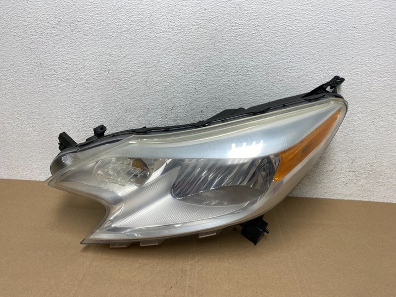2014 2015 2016 Nissan Versa Note Left Driver LH Side Headlight AE4860 DW