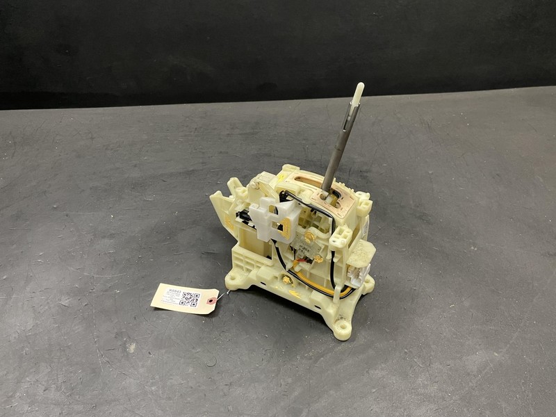 Transmission Floor Shifter 2017 Kia Soul 46700-B2420 2018 2019