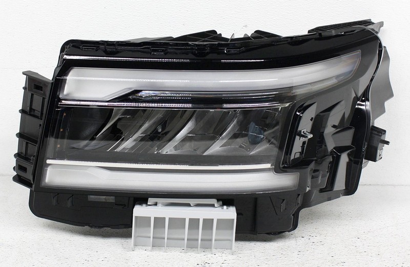 OEM Left Driver Side LED Headlamp For Nissan Frontier 26060-9BU1B Tab Missing