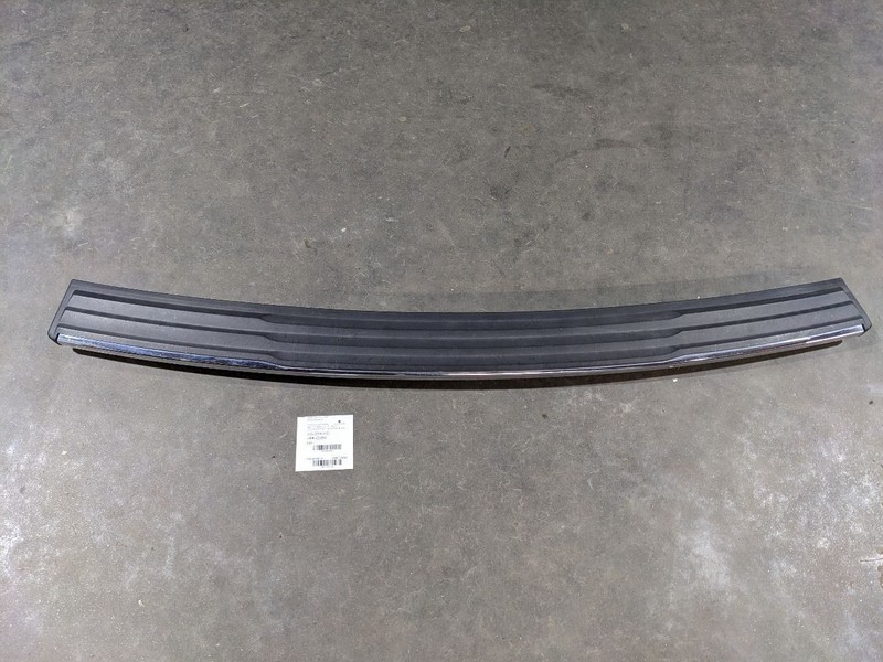 2015-2020 CHEVROLET TAHOE REAR BUMPER STEP MOULDING BLACK CHROME TRIM PA 1183418